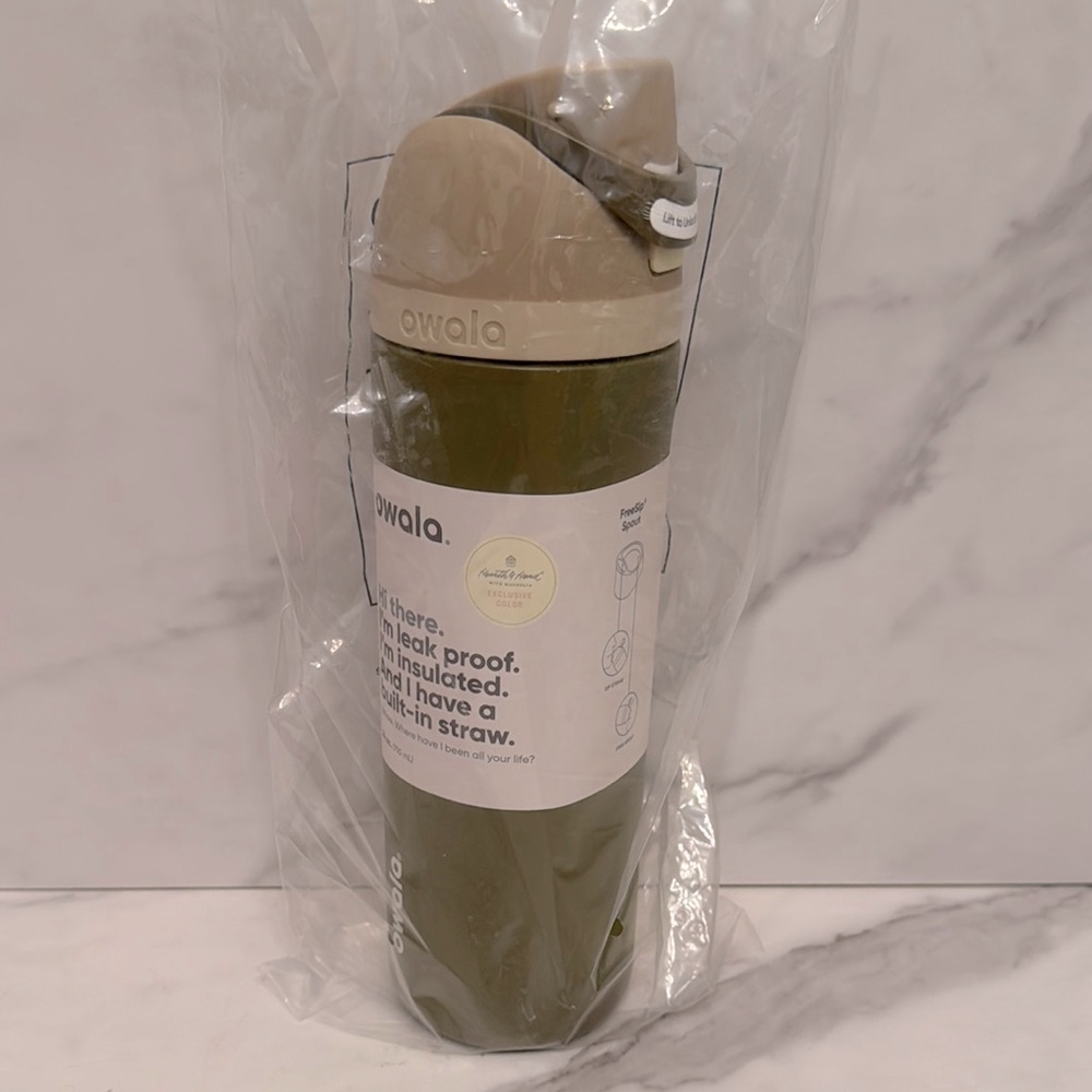 Owala Special Edition 24oz (Olive a Sudden) - Hearth & Hand Magnolia